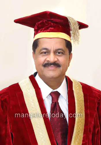 ThumbayMoideen...